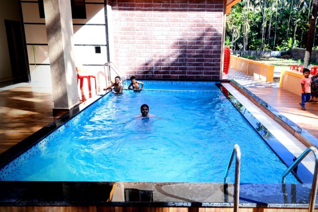 Executive Room with Garden Pool View - Image 1